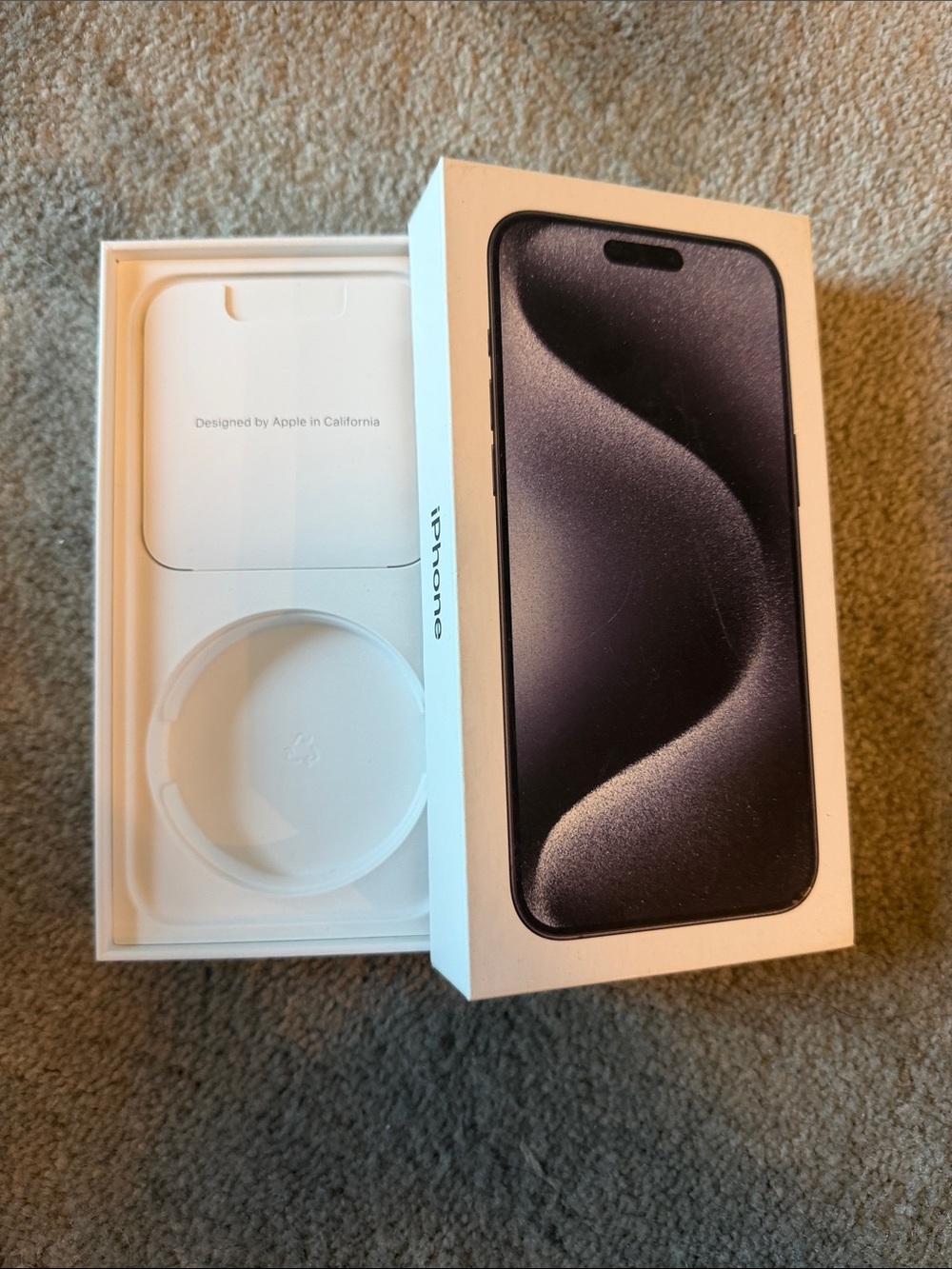 Apple iPhone Box with Black Front Display Art